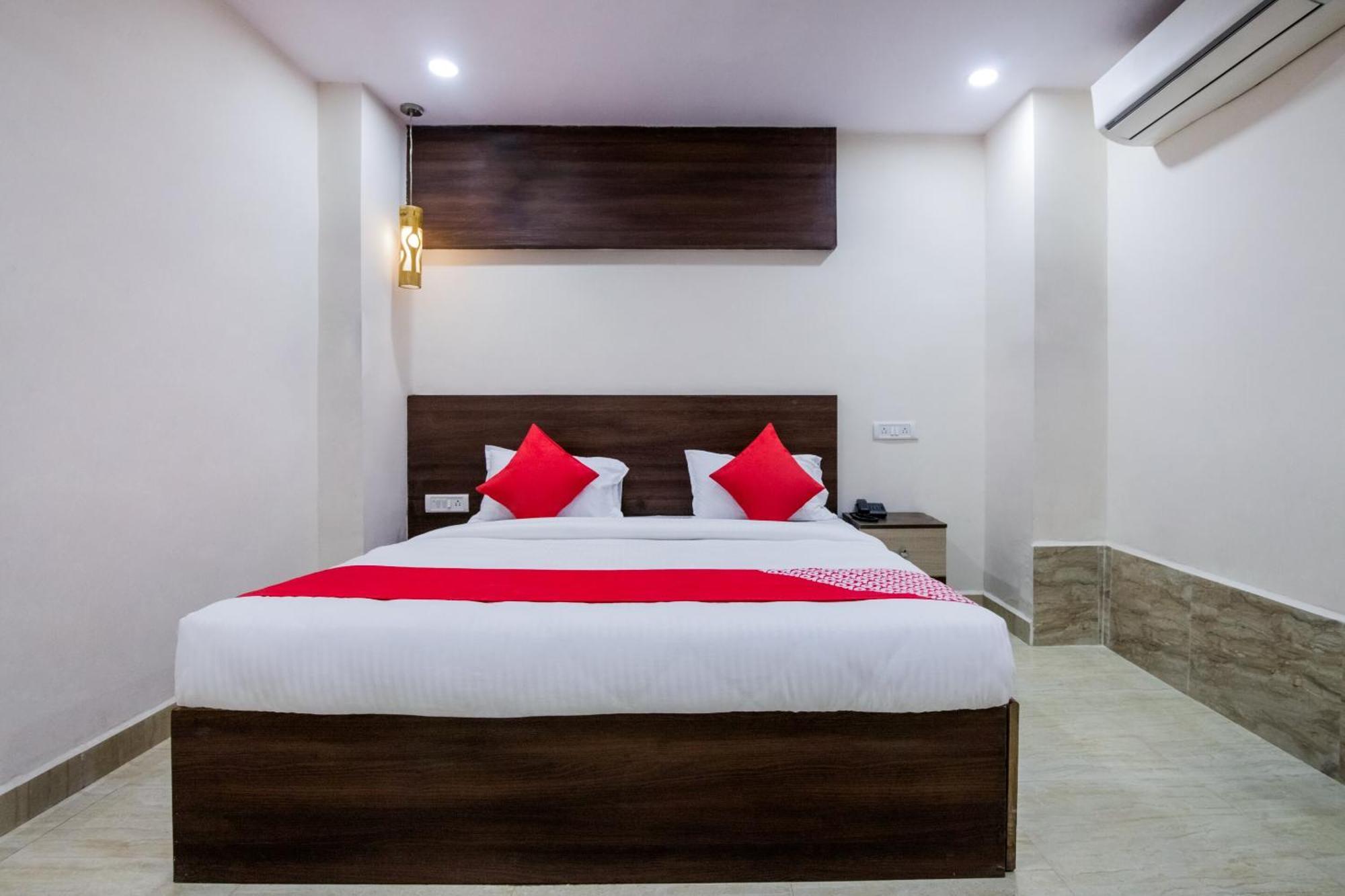 Super Hotel O Holiday Rani Gunj Opp Punjab National Bank Secundurabad Exteriör bild