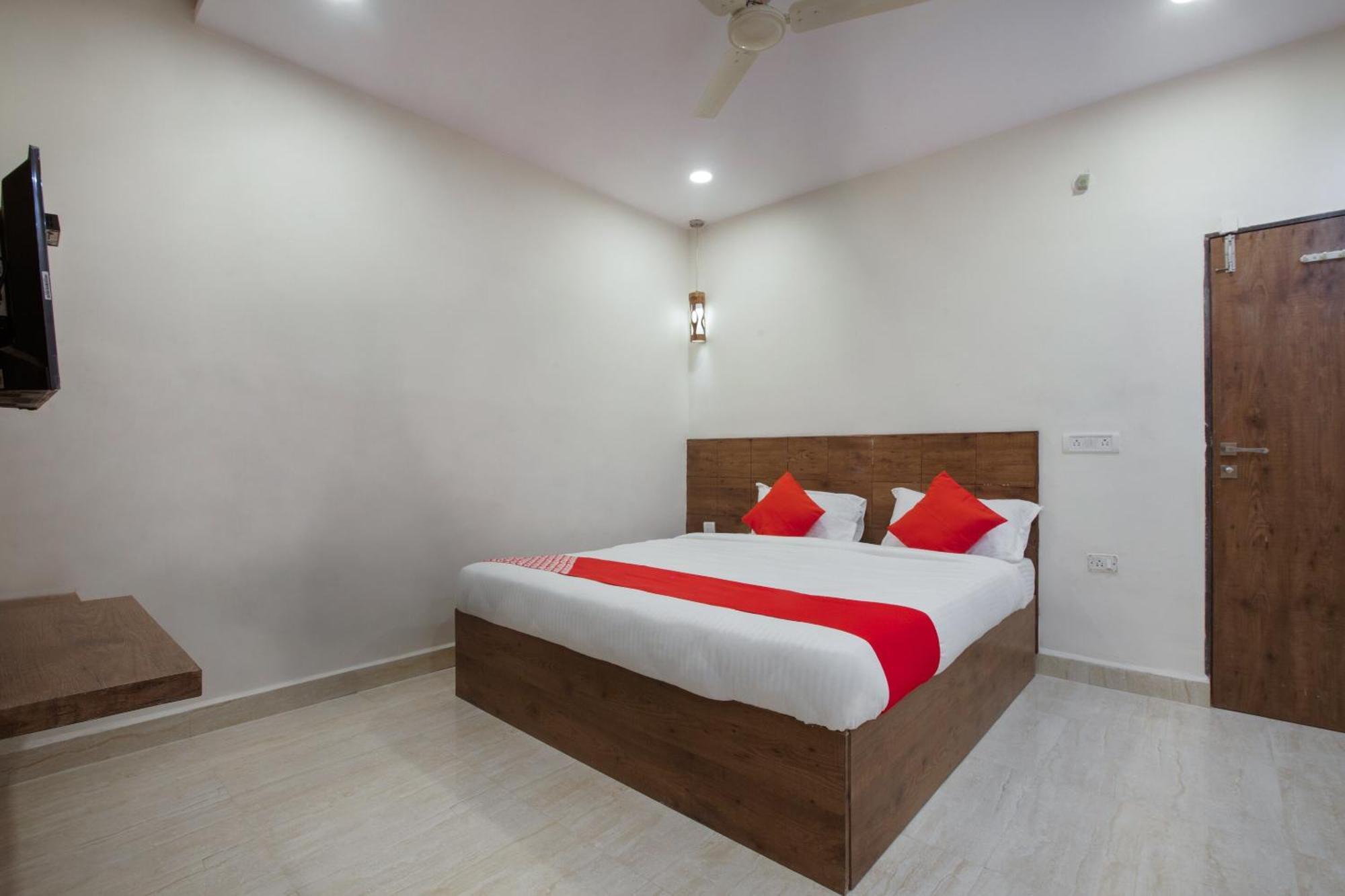 Super Hotel O Holiday Rani Gunj Opp Punjab National Bank Secundurabad Exteriör bild
